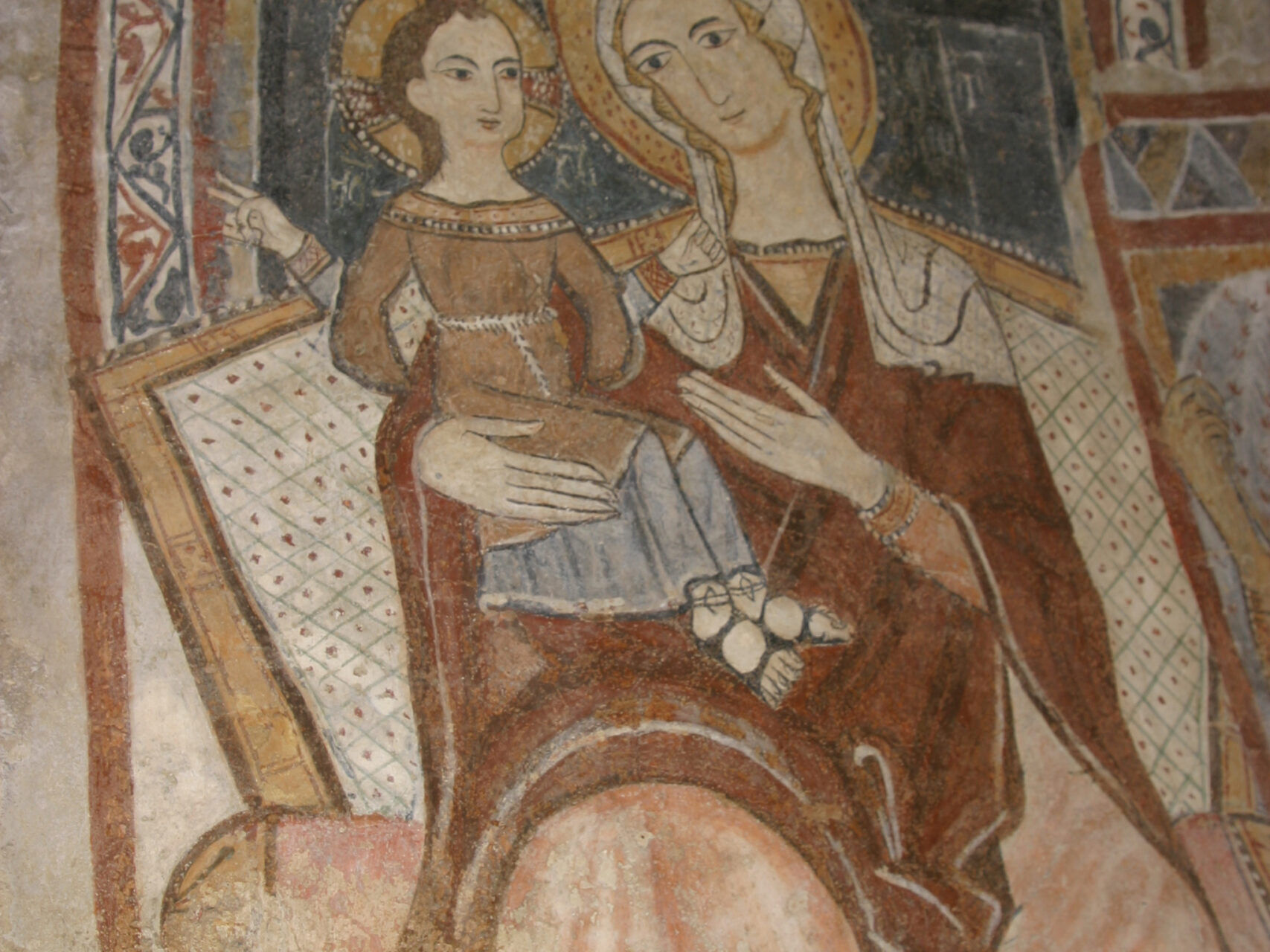 Oppido Lucano borghi basilicata turistica Affreschi S. Antuono, Madonna con Bambino