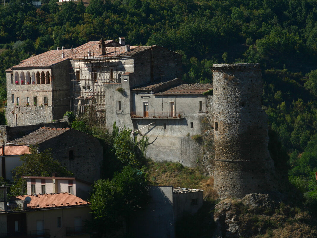 Episcopia Borghi Basilicata Turistica castello