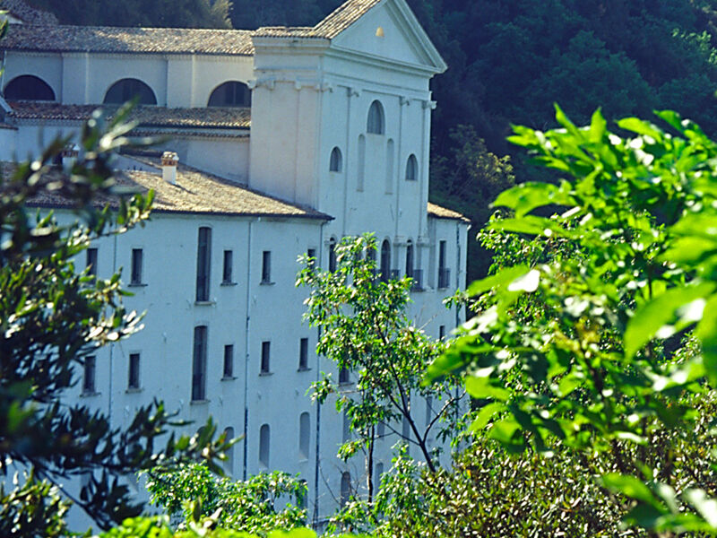 Monticchio Abbazia San Michele Arcangelo