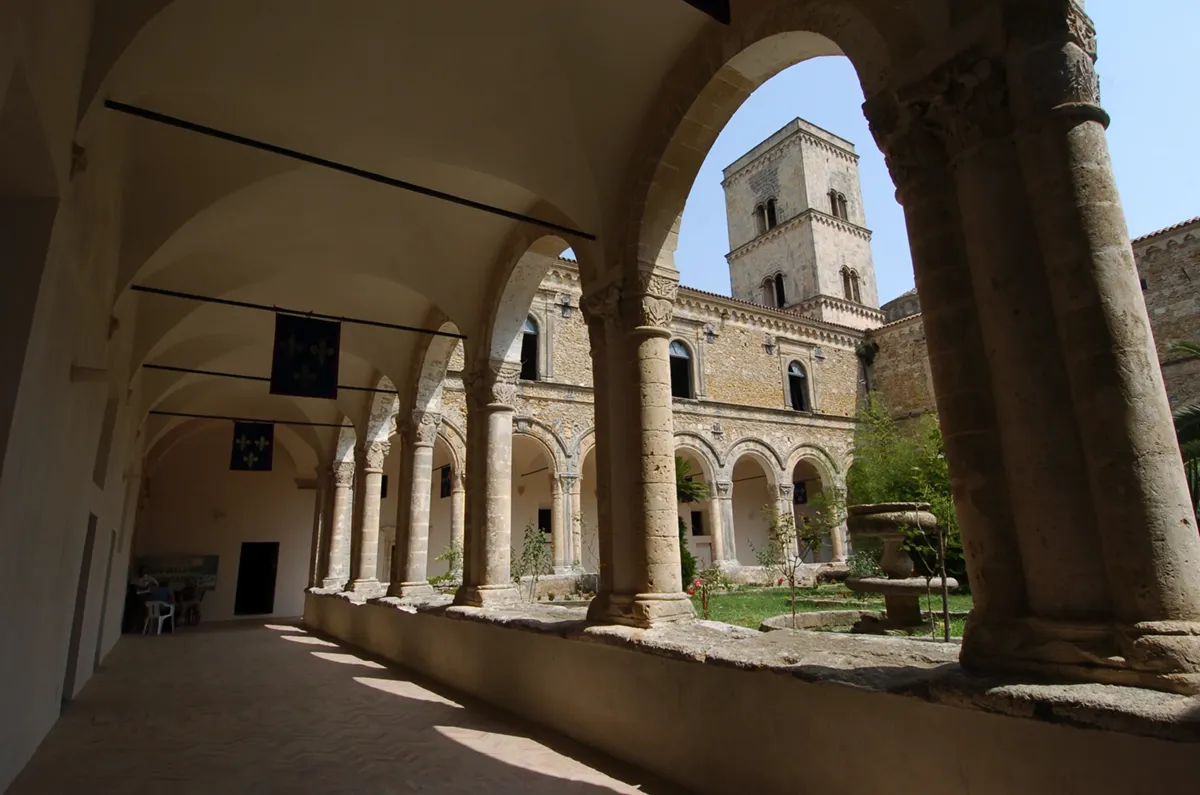 49 Abbazia di san michele arcangelo montescaglioso